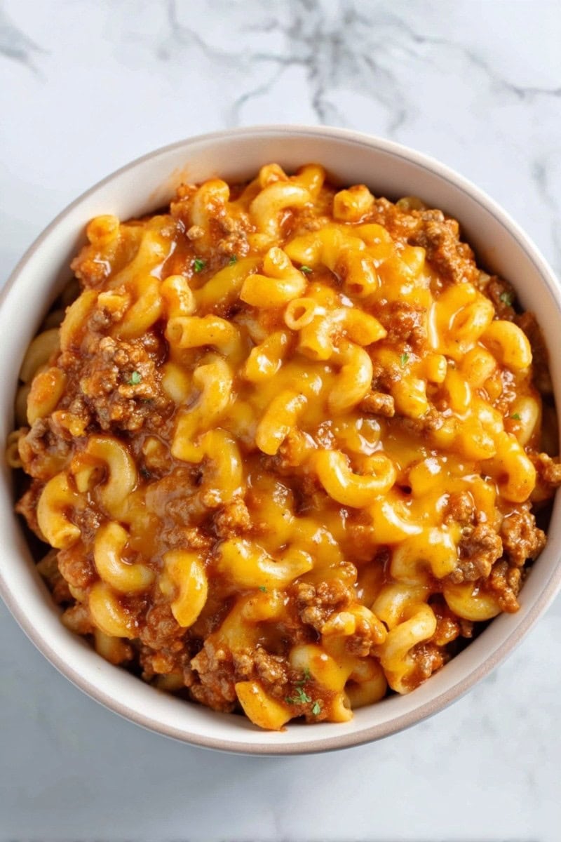 A bowl of cheesy, meaty beefaroni.