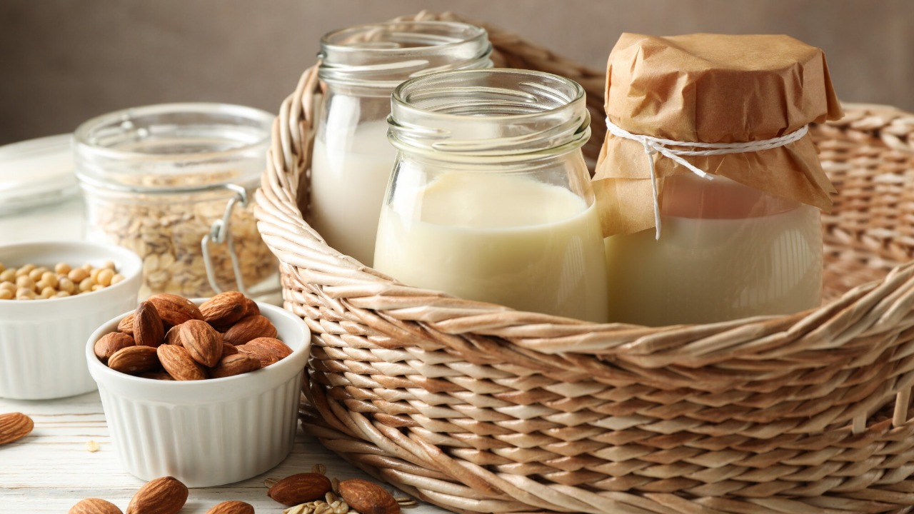 Non-dairy milk options